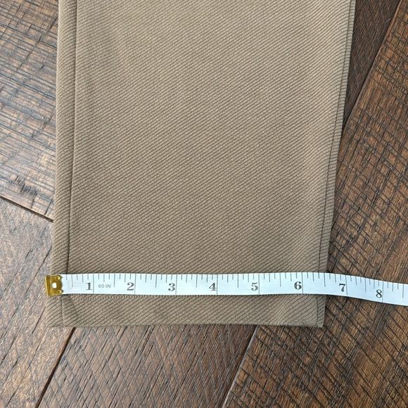 Lune Active Essential Pants in Tan - Picture 3 of 10